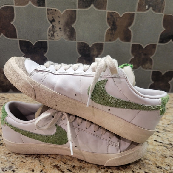 Mens Nike Sneakers sz 6 - Picture 5 of 7